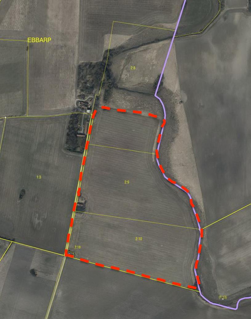 Figur 9. Sammanhängande jordbruksblock beläget i tre fastigheter. Markerat i figur 9. är brukningsgränserna för åkerfältet som också utgör gränserna för jordbruksblocket.