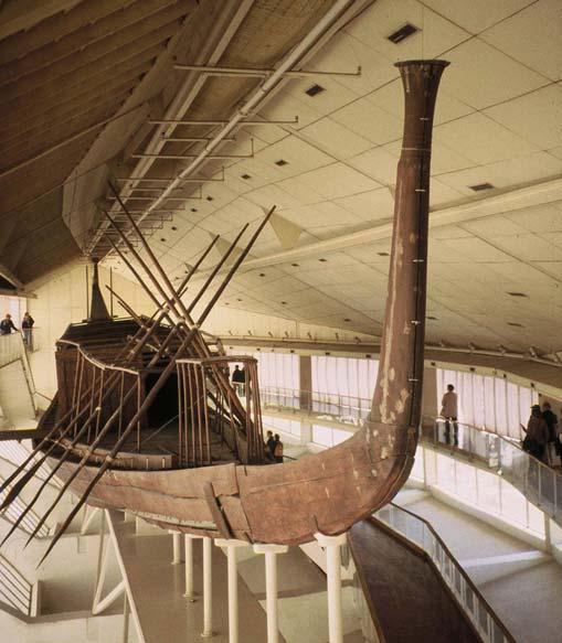 6 Vi besöker det lilla museet för världens äldsta båt, Cheops solbåt, som är 4500 år gammal (12 gånger
