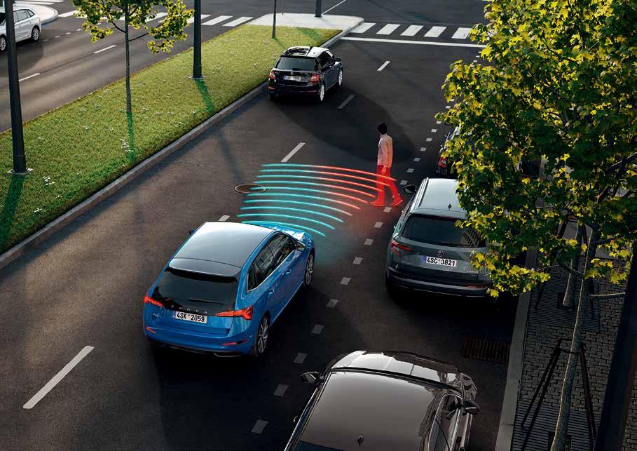 FRONT ASSIST MED FOTGÄNGARSKYDD Assistanssystemet Front Assist (som använder sig av en radarsensor i kylargrillen) mäter avståndet till fordonet framför och kan bromsa ned bilen