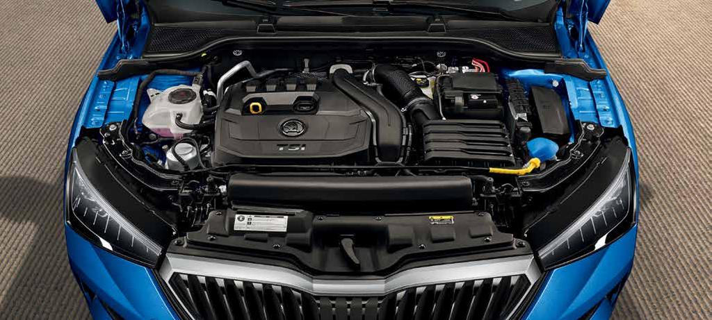 Prestanda 54 TYST MEN KRAFTFULL MOTORER SCALA erbjuder bensinmotorer på 115 hk och 150 hk med utmärkt acceleration och högt vridmoment samt låg bränsleförbrukning.
