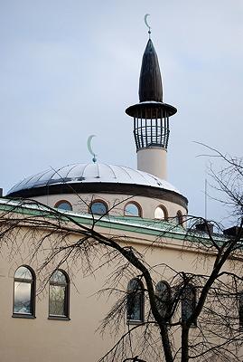 Besök i moskén under fredagsbönen Hur ser den ut? Hur går fredagsbönen till? Vad gör en imam?