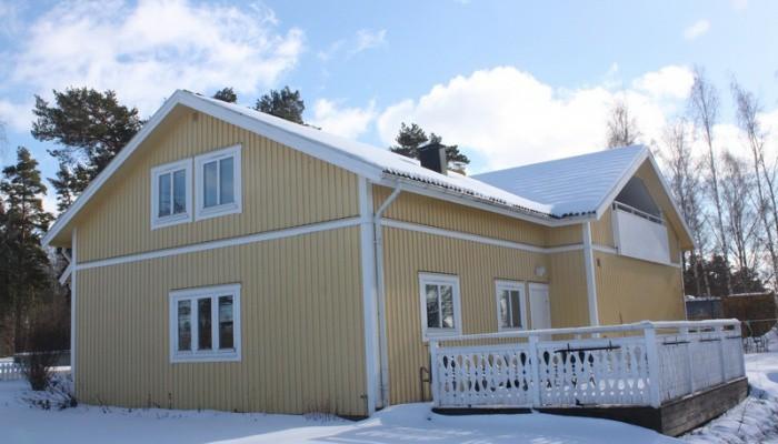 0 rum (9 sovrum) / 228 m² Område Visingsö