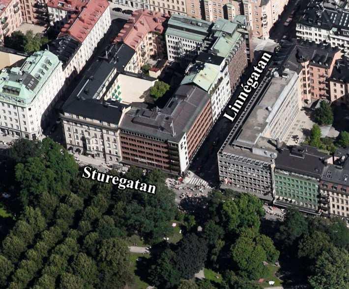 Sida 4 (6) Befintlig bebyggelse Byggnaden uppfördes år 1958 som kontors- och affärshus med restaurang m.m. och har fungerat som kontorshus fram till 2010-2011 då fastigheten byggdes om till hotell.