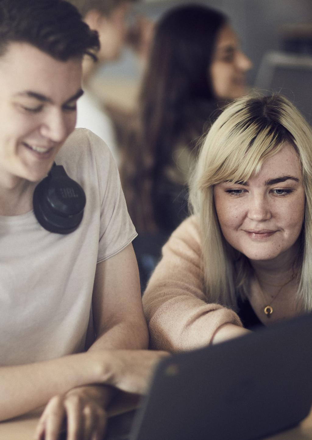 Inriktningen Beteendevetenskap är ett samlat namn för de kunskapsområden som sysslar med att iaktta och studera människans beteende. Varför gör folk som de gör?