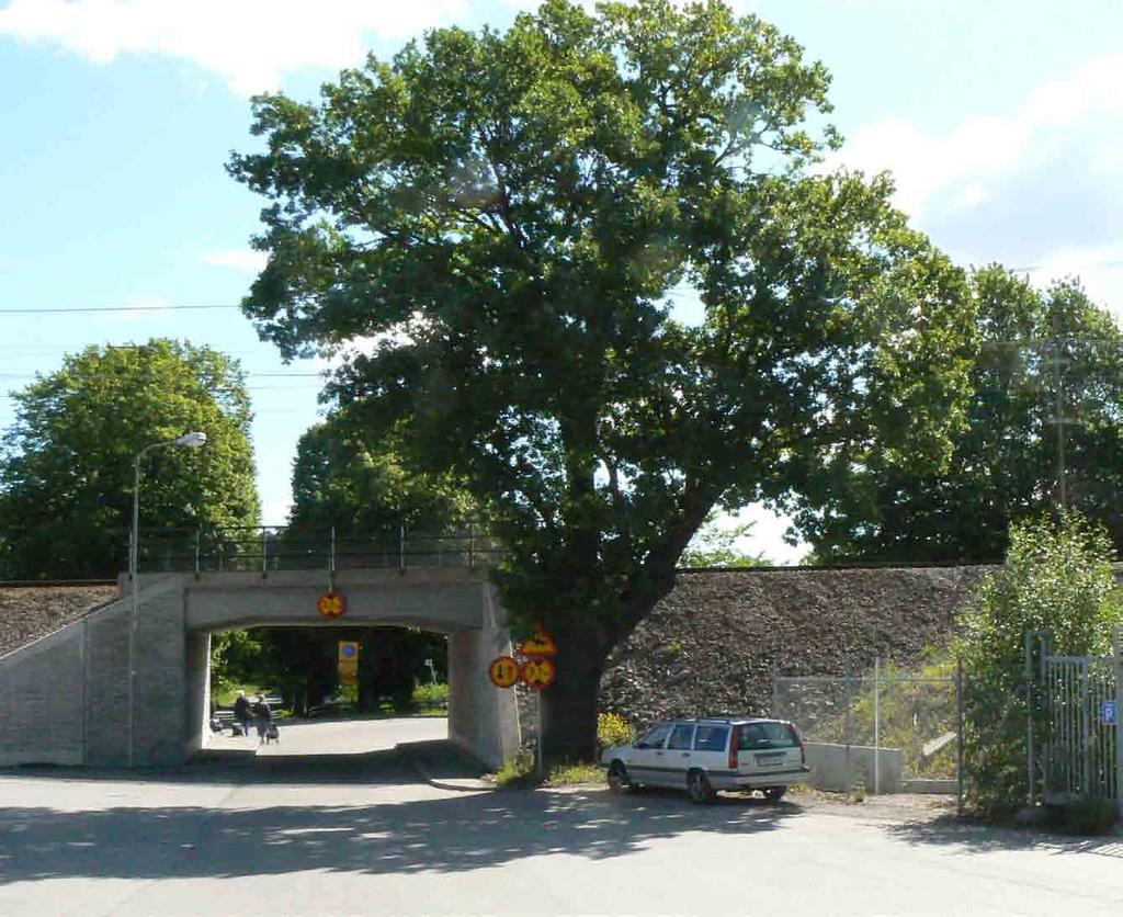 etableringen av Värtahamnen och Hjorthagens gasverk. Vid Albano byggdes godsstation och verkstäder och mindre industrier började etablera sig på platsen.