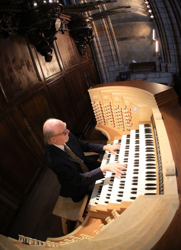 Wolfgang Zerer Wolfgang Zerer, born 1961 in Passau, received his first organ lessons from cathedral organist Walther Schuster.