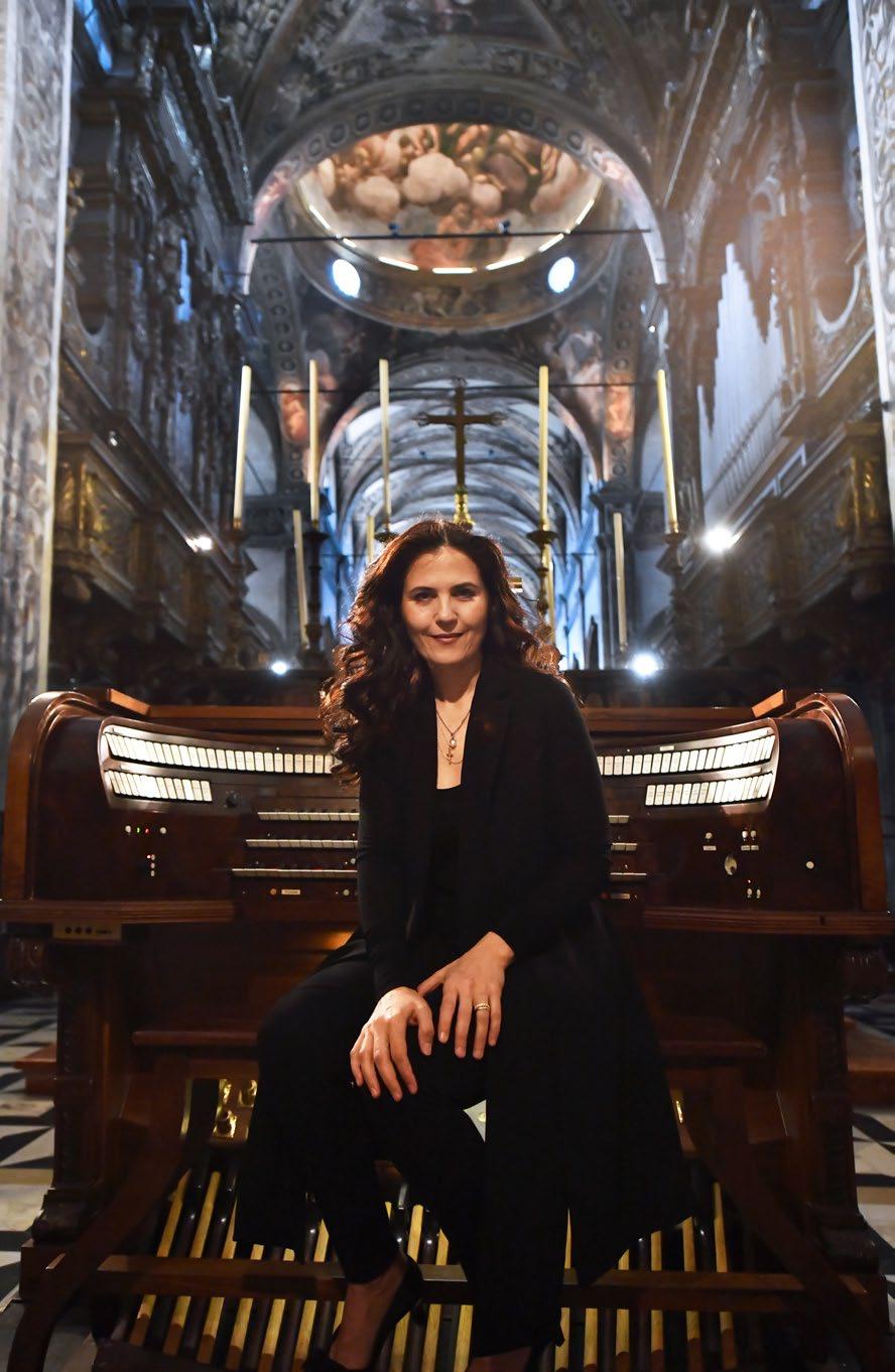 Giovanna Fornari Giovanna Fornari obtained her diploma and subsequently her second-level degree in organ and organ composition under the guidance of Francesco Tasini, in the Conservatories of Parma