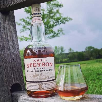 Whisky USA Stetson är inte bara en av världens mest kända hattilverkare.