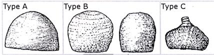 Under vendeltid är de större med högre och rundare förhöjning. Under vikingatid blir spelpjäserna närmast klotformade med en platt bas.