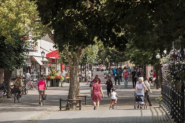 "Åpromenaden och Hökartorget är oaser i staden.