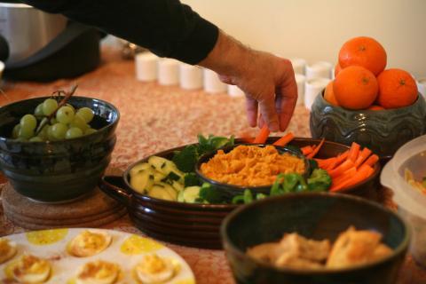 De gerechten zijn eenvoudig, geschikt voor dagelijkse consumptie en voor kinderen. Er is ook aandacht voor de kwaliteit van het brood.