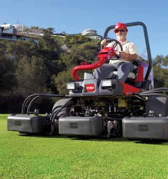 LÄTTVIKTARE Reelmaster 3550-D svävar över konturer i fairwayen utan ansträngning, och väger i genomsnitt 15 20 procent mindre än jämförbara maskiner.