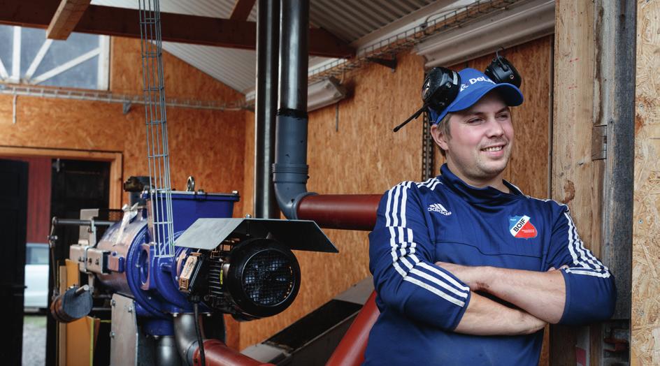 Vår planeringsbok för grovfoderhantering hjälper dig med råd om hur du kan förbättra foderhanteringen på gården.