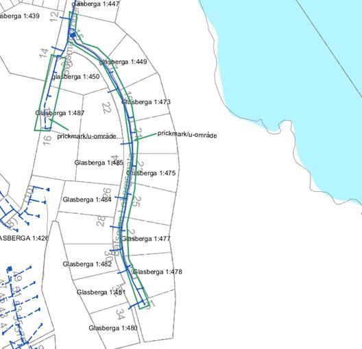 Gällande vatten- och avlopp (VA): Vatten och avloppsledningar är mestadels förlagda centraliserat i gatan, men i följande fall är det