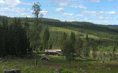 Ransbysätern is also a STF Hostel, simple standard (no electricity, no water) cottages are available for rental in summer.