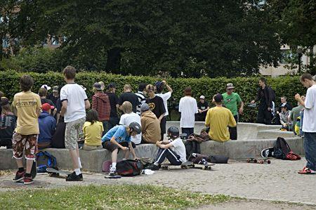 Skateboardåkning bakom Kurs-