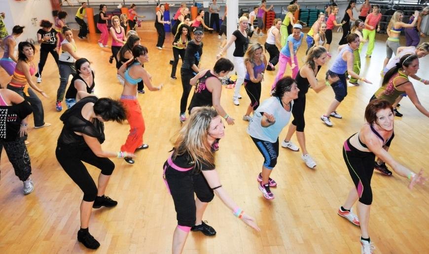 KYRKSLÄTTS MEDBORGARINSTITUT I medborgarinstitutets studieprogram ingår mer än 200 olika motions-, dans- och kroppsvårdskurser.