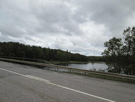 Mark- och vattenfrågor Delområde 1 och 2: Naturligt höga uranhalter finns i berggrunden på vissa platser Tjärasfalt finns i befintlig