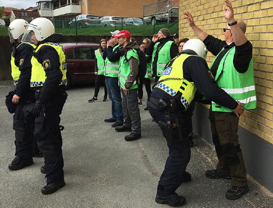 Det blev utbildning till polis igen, nu i Sverige, för att kunna arbeta i Växjö.