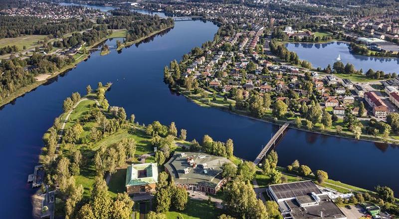 SJ i Karlstad En åkstation med kompetens för tågtrafik i både Sverige och Norge 83 medarbetare