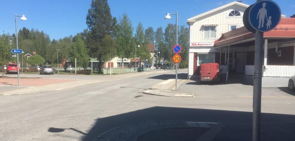 På långt sikt är det därigenom ekonomiskt försvarbart. Därutöver finns andra värden som är svårare att prissätta som till exempel en renare trafikmiljö som är lättare för trafikanterna att avläsa.