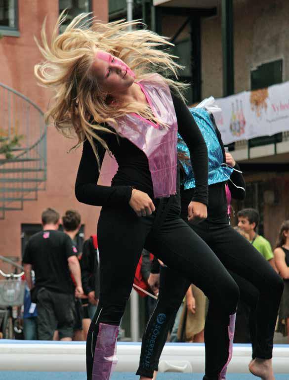 Vår verksamhetsidé: Svensk Gymnastik Rörelse hela livet Svensk Gymnastik har många ansikten. Rolig och lekfull träning i ständigt nya former. Tävlingsutmaningar för dem som vill mer.