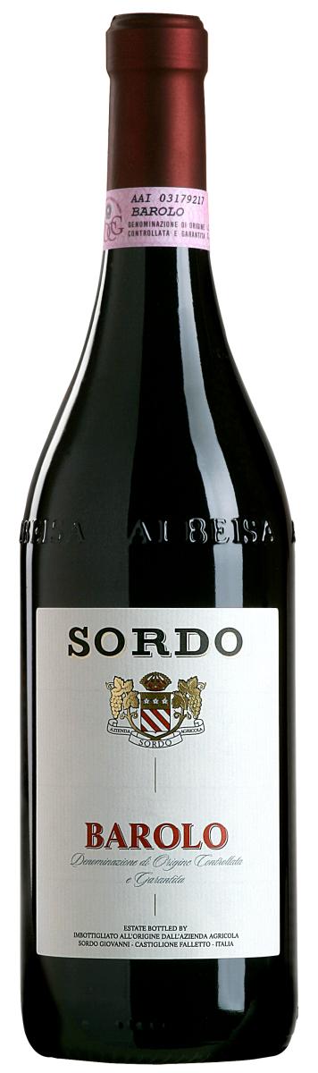 De populära druvorna Syrah och Grenache har en generös fruktighet med inslag av mörka körsbär, plommon, björnbär, peppar och