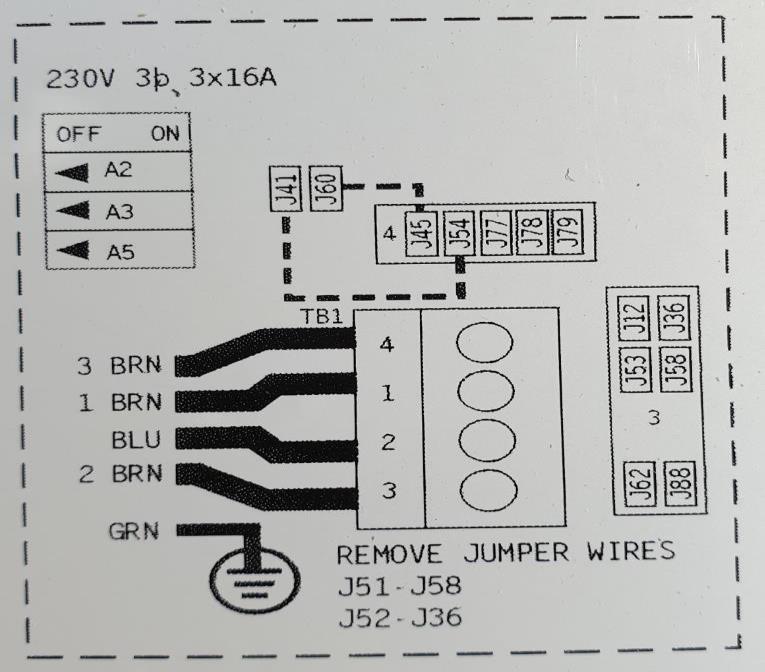INSTALLATIONSFÖRESKRIFTER KOPPLINGSSCHEMA Har du ej en separat jordfelsbrytare måste du installera en, koppla inget övrigt på denna ledning.