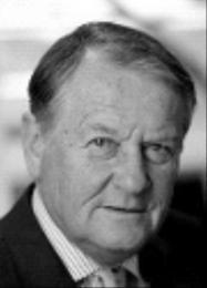 Stockholm Corporate Finance - Team Peter Enström (född 1944) CEO Ekonomi- och juridikstudier i Sverige och USA. VD i olika börsbolag under 13 år. Grundare till TurnIT.