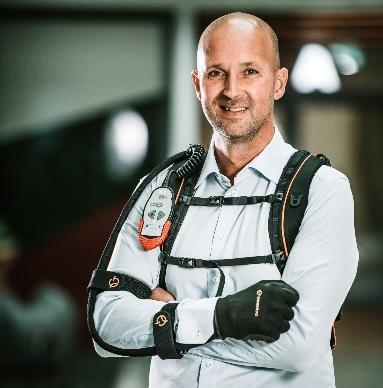 Petter Bäckgren kommenterar andra kvartalet 2019 Vi sammanfattar ett framgångsrikt andra kvartal med lansering av all-new Ironhand som genererat ett stort intresse internationellt med mer än 20 sålda