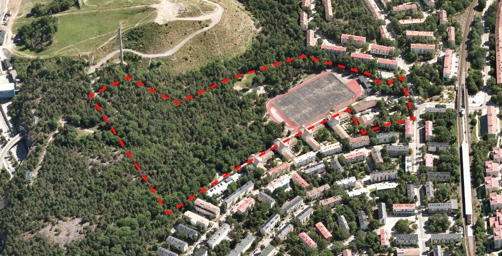 Sida 3 (18) Bakgrund Planområdets läge och omfattning och markägoförhållanden Planområdet omfattar cirka åtta hektar där området gränsar i norr och öster till Hammarbyskogen, Hammarbybacken och