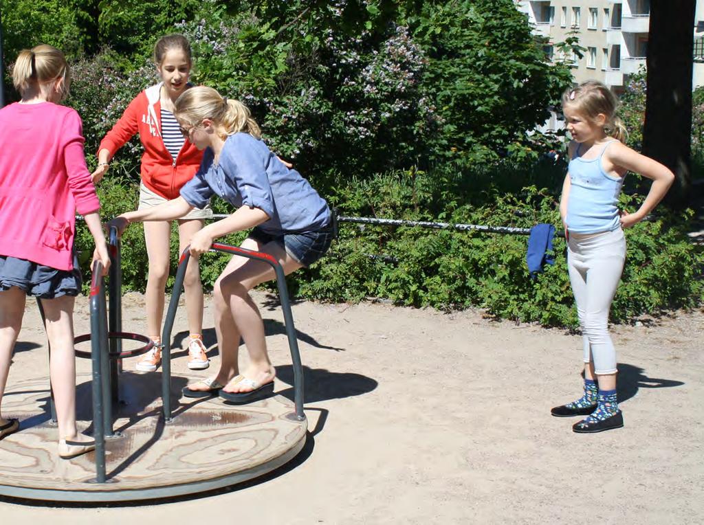 och värdegrunder. Många av de utbildningar som idag ger behörighet att jobba som eftisledare ger inte alltid tillräckligt mycket redskap för t.ex. pedagogik, didaktik och grupphantering.