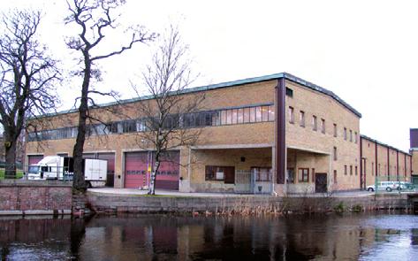 Viskaholm). Krokshallstorget, Sven Erikssonsgatan, kv. Flundran och Krokshallsbergets östra sida omfattas av en detaljplan från 1995 där användningen är bostäder och handel (kv.