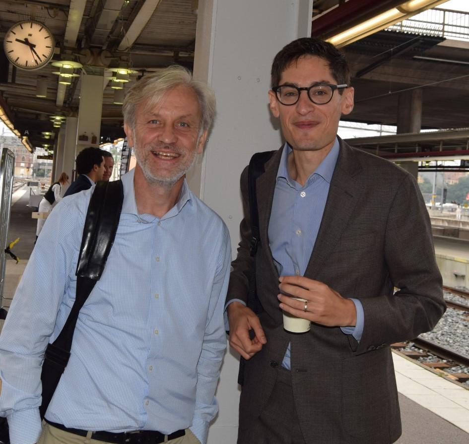 Tåget gick i går och avgången från Stockholm Central gjordes under festliga former. Det är ytterst sällan som det firas på en järnvägsstation men i går hände det.