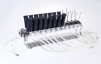 MIS-moduler och diskvagnar 23 2 Central modul Den centrala modulen är fristående med plats för två 1/1 DIN-korgar som placeras på var sida.