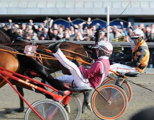 :9 Svensk Trvsports Unghästserie - Treåringslopp Bli en del v upplevelsen -årig svensk högst. kr. m. Tillägg m vid vunn. kr, m vid. kr. Pris:.-.-.-.-8.-.-.-. (8 priser) Svensk Trvsports hederspris till segrnde hästs ägre, hästskötre oh uppfödre.