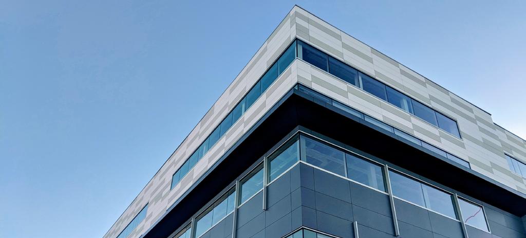 Förord Byggnader står för 36 procent av världens totala energianvändning och hela 39 procent av världens koldioxidutsläpp kan härledas till byggnader.