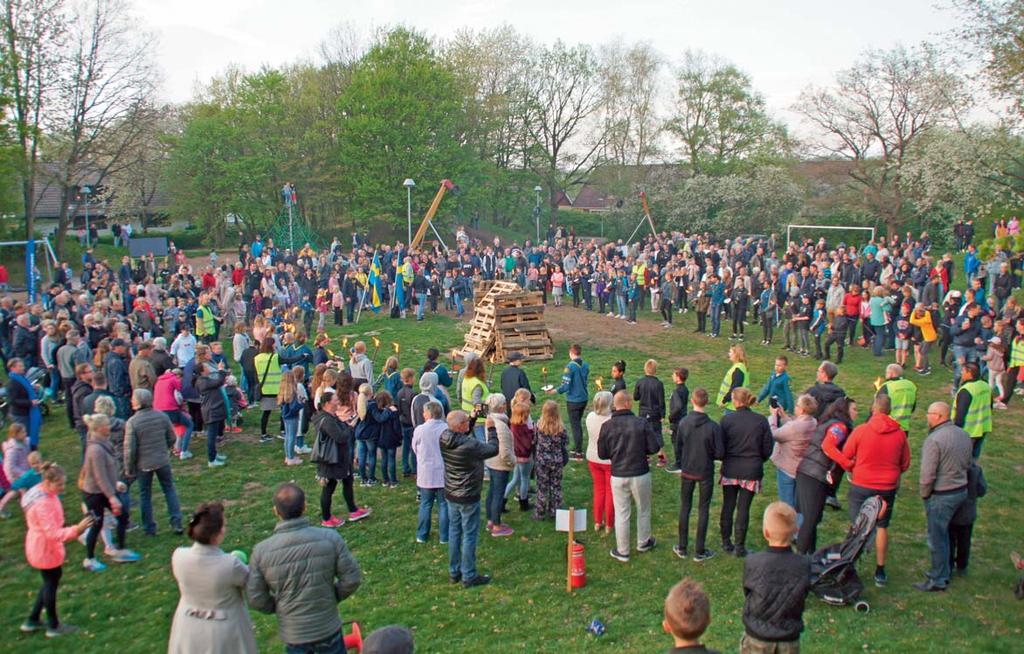 Bildtext  Ungdomsgruppen