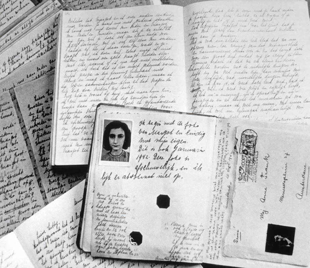 SIDAN 1 Elevmaterial Namn: LÄSFÖRSTÅELSE En vanlig tonåring 1. Vilket land kom Anne Frank ifrån? 2. Vilket var ett av Tysklands mål under andra världskriget? 3.