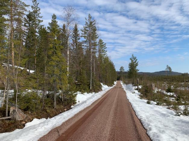 Avdelning 15 Jakt & Fiske En jakträtt (för ägaren) inom Borbergs viltvårdsområde, ca 2 600 ha. Frågor angående viltvårdsområdet besvaras av Per- Erik Björkman 070-681 73 20.