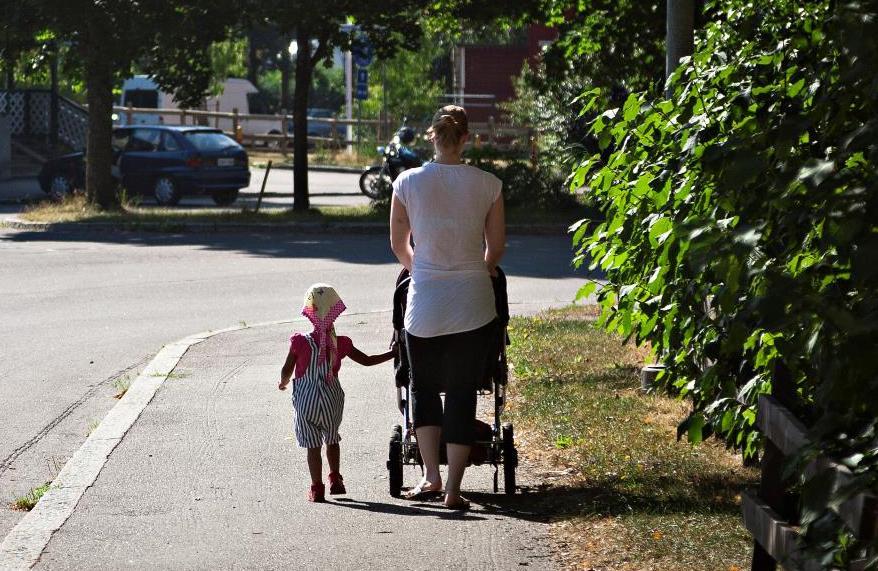 Utveckling av skatteinkomster och statsandelar milj.