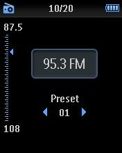 4.4 Radio I huvudmenyn välj för att komma till radioläget. 1 Anslut hörlurarna De medlevererade hörlurarna fungerar även som radioantenn.