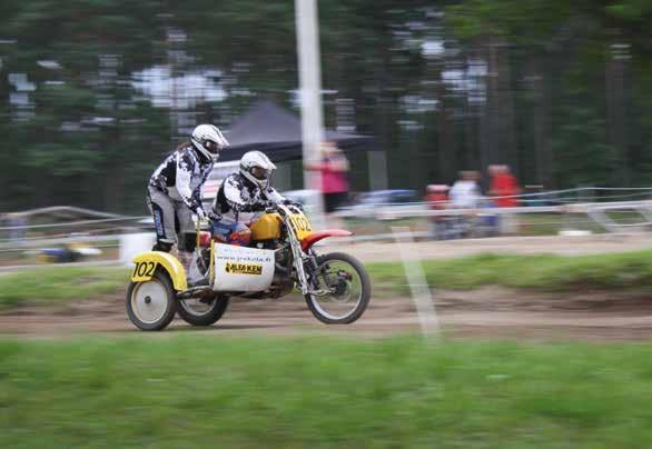 Cross-speakerrösten sänds under tävlingshelgen på 107,1 Mhz MOTOCROSS - Klass 6 CETSC -50 Luftkyld mc, fjädring utan länkar tillverkad före -84 Nr Namn Motorcykel Klubb Anmälare Land 1 Tino Eissner