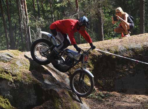 Classic Trial 54 årsracet Startfältet i Classic trial består, som ni nog förstår - till större delen av goa gamla gubbar med allehanda krämpor.