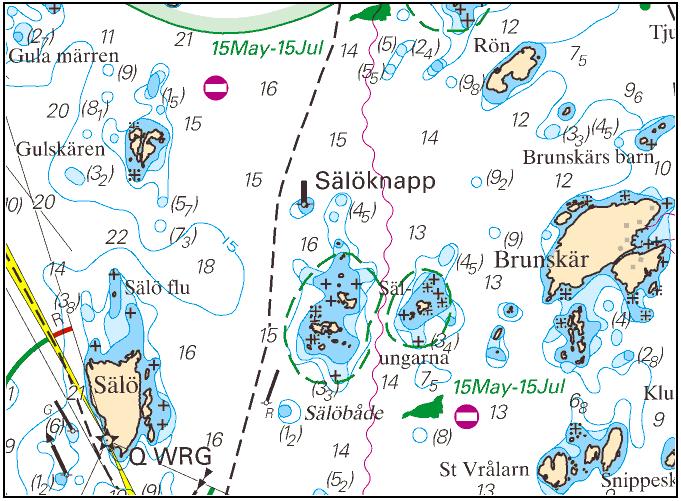 Stryk fyr Sälöknapp, Fl(4) WRG 12s och tillhörande sektorer 57-49,58N 11-38,20E Inför