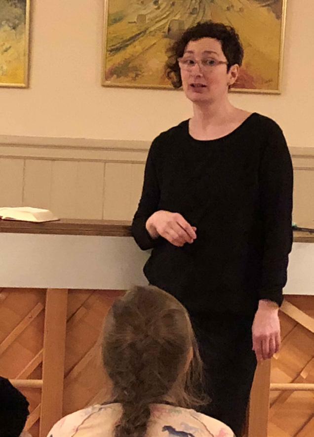 Om du känner någon i 7-12 års åldern som vill börja sjunga i Busiga Björnkören, kom då till, nedanför kyrka, onsdagar kl 14.30.