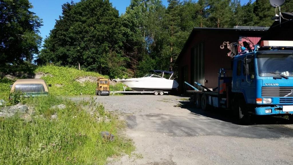 villabebyggelse. Området är redan idag bullerutsatt med anledning av närheten till Roslagsbanan.