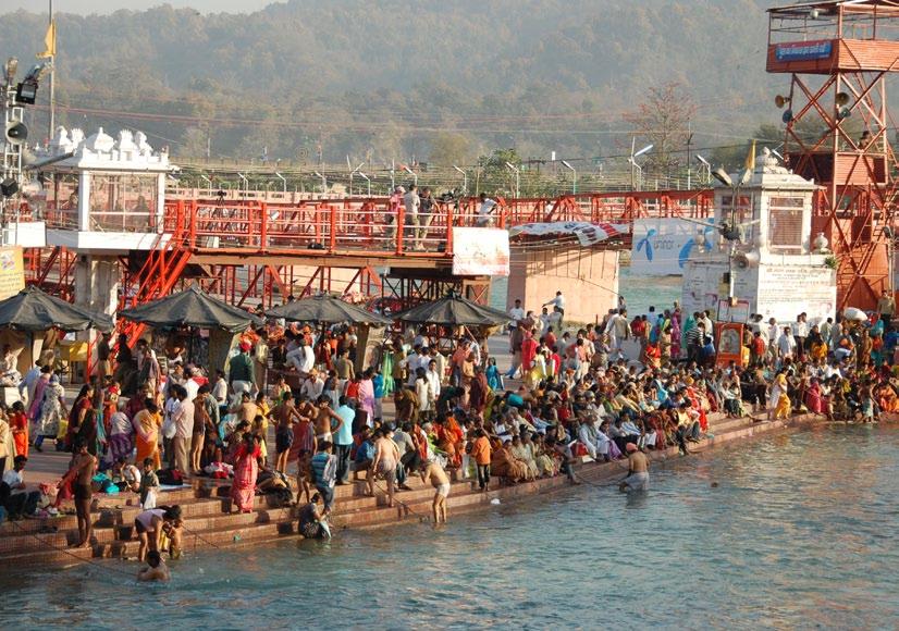 6 INDIEN FÖR NYBÖRJARE Ladda ner fler resguider på www.aftonbladet.se/resguider 7 5 x resrutter Dopp i Ganges i heliga staden Haridwar. Jodhpur den blå staden.