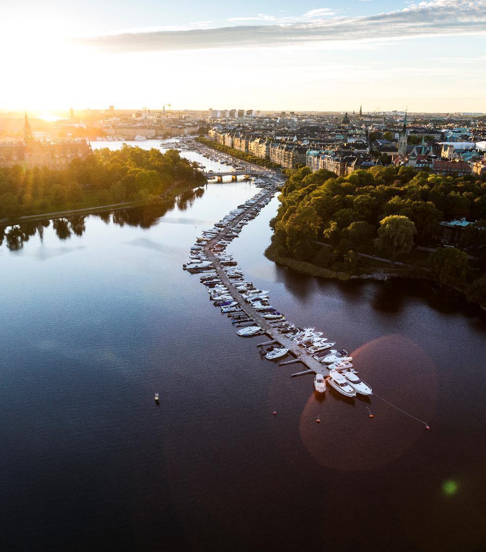 Befolkning och bostäder Kommunerna i Stockholms län Befolkning Påbörjade lägenheter Antal Förändring (%) Antal Förändring (%) 2019 kv2-1 år 2019 kv2-1 år Stockholms län 2 361 864 1,6 2 707-10