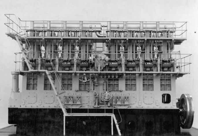 Dieselmotorn som monterades på lastmotorfartyget Suecia, Sveriges första och världens andra oceangående dieselmotordriva fartyg.